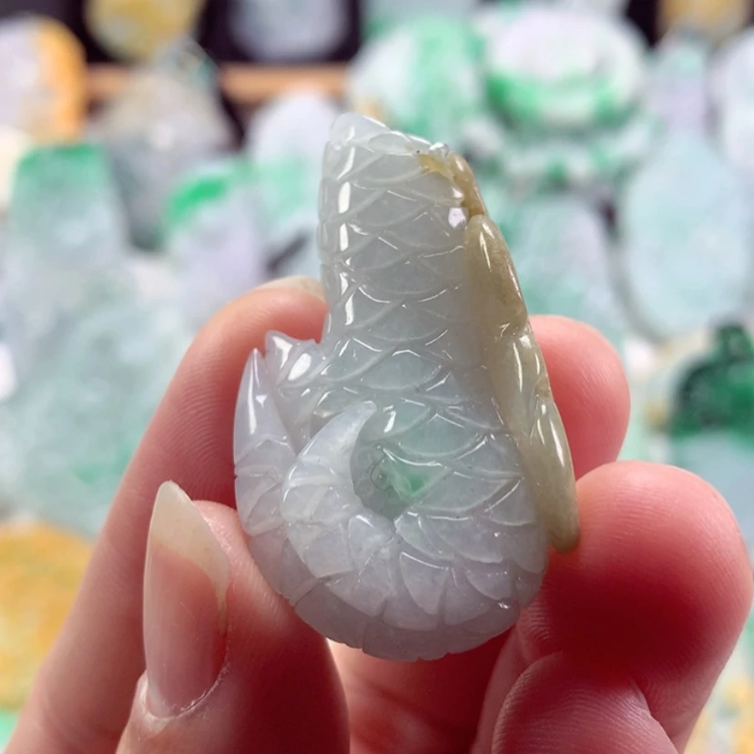 【闪购商品】翡翠吊坠(不含链)未镶嵌