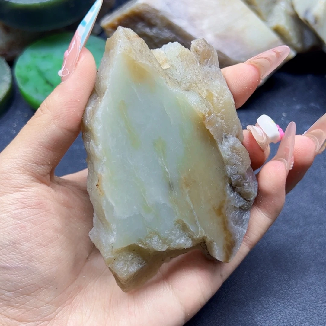 和田玉（糖玉）未镶嵌珠宝半成品