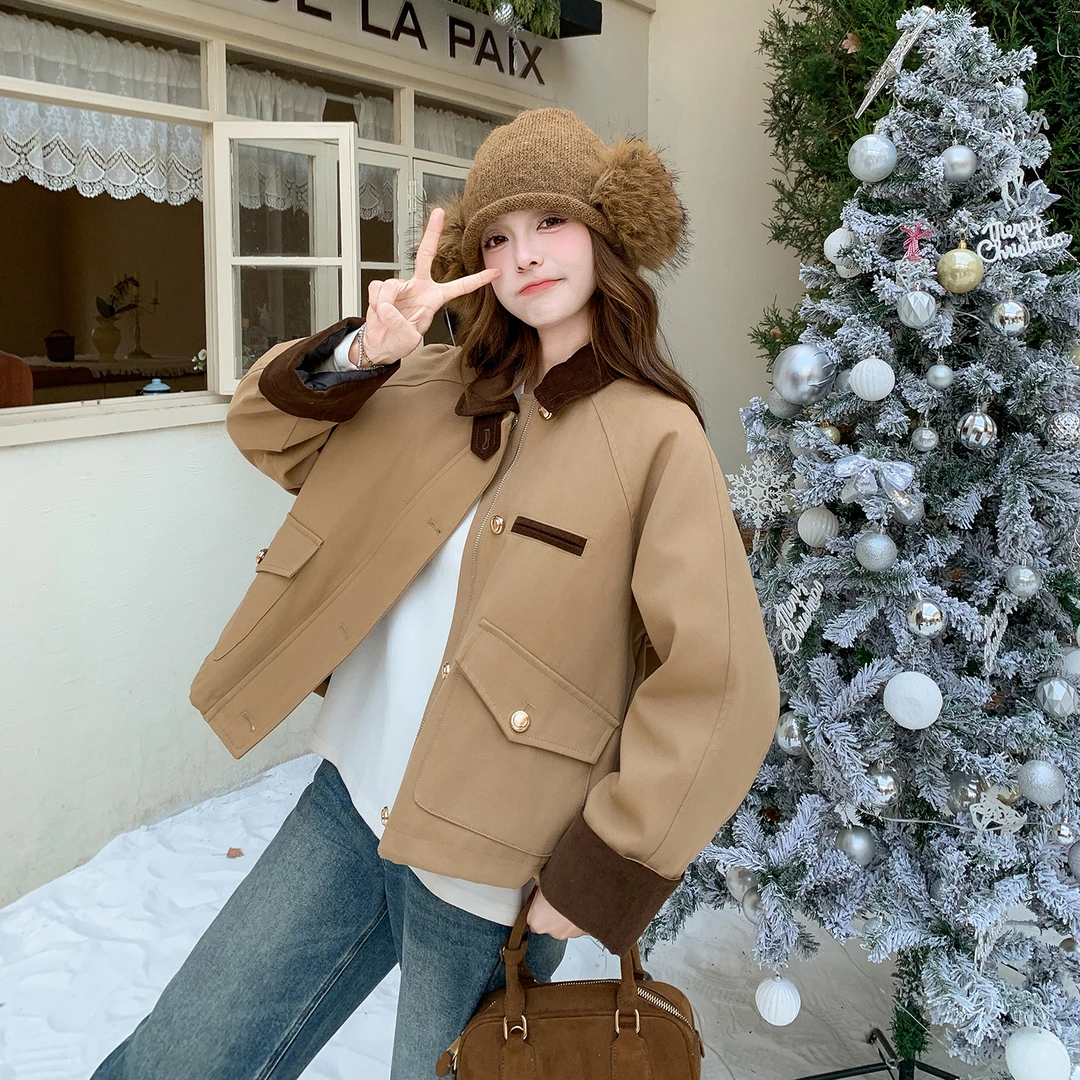 卡其色工装设计感羽绒内衬厚外套女2025新款冬季甜酷休闲时尚夹克