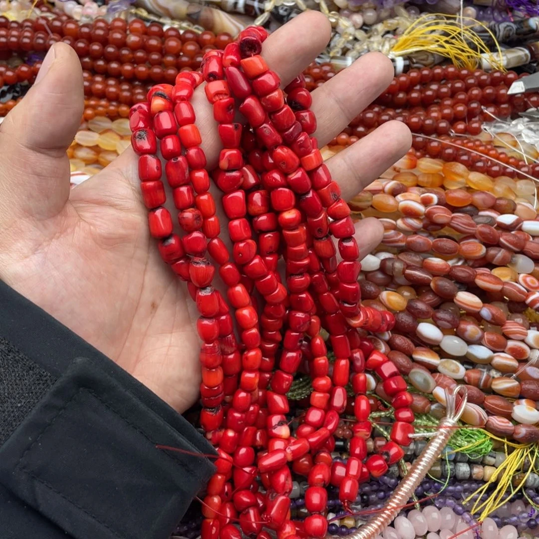 玛瑙/玉髓珠宝半成品未镶嵌一条装8mm左右红精灵随行