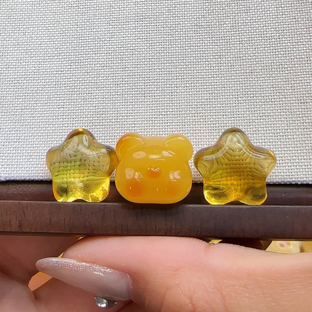 琥珀未镶嵌珠宝奇石桃*蜜蜡