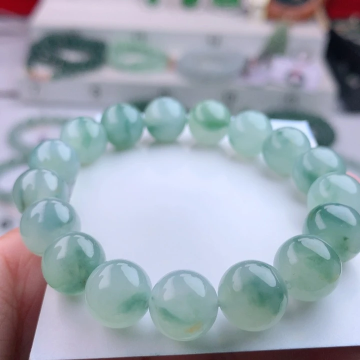 未镶嵌手串翡翠卡11.9