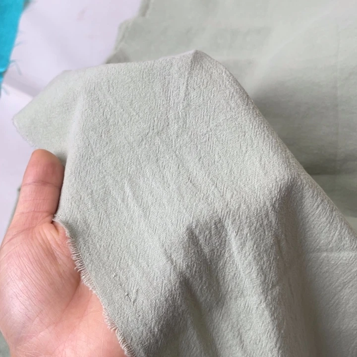 天丝（莱赛尔纤维）豆绿色棉麻1米