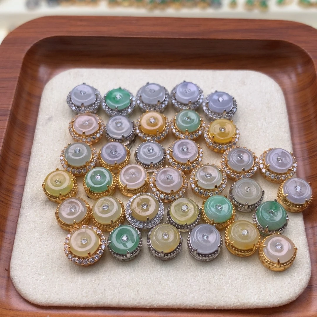 翡翠银S925镶嵌颈饰小扣子一个可挑