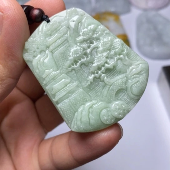 翡翠未镶嵌颈饰翡翠