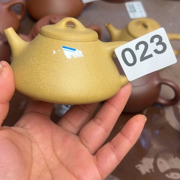紫砂茶壶吉***.黄金段半手工150cc瑕疵