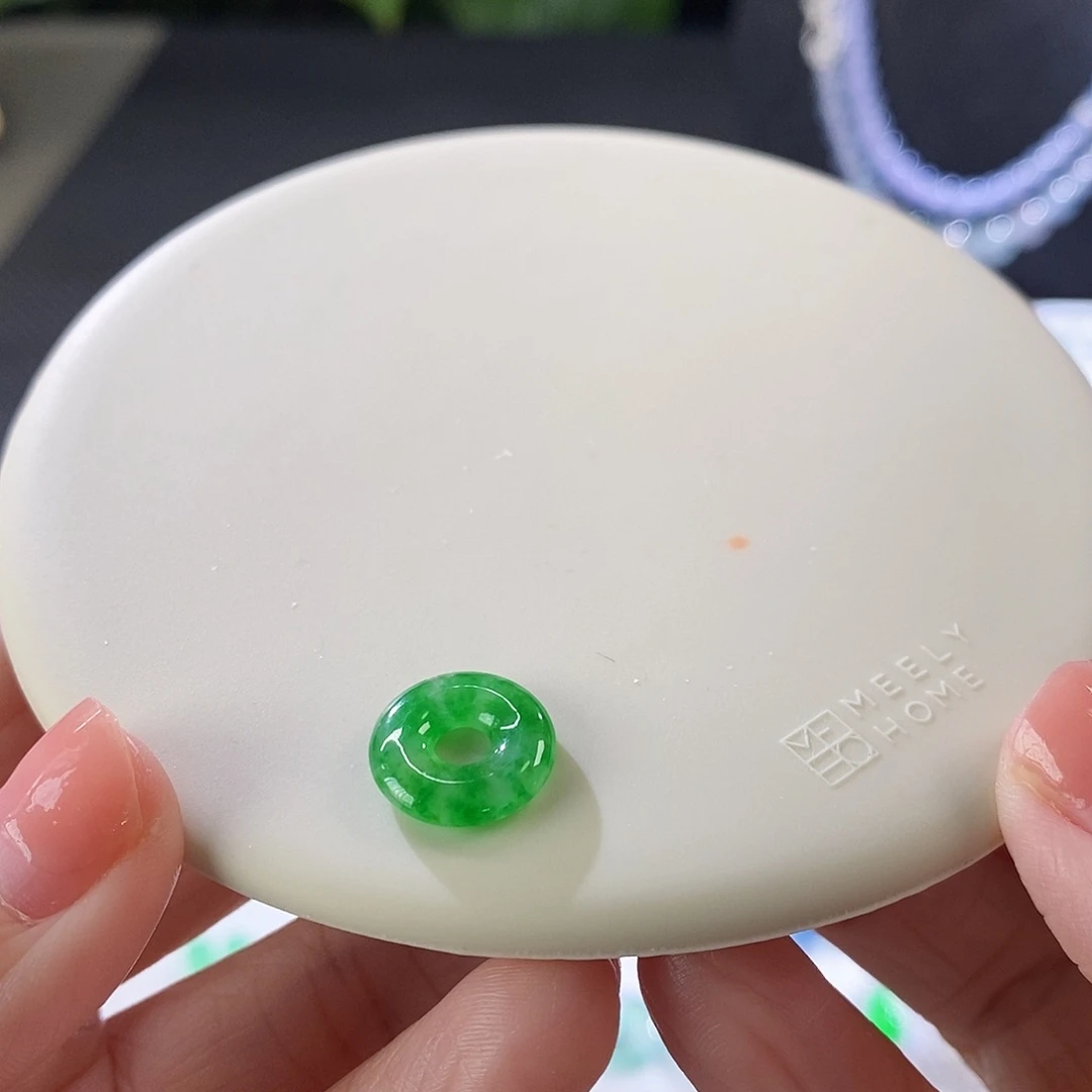 翡翠未镶嵌把件七**鱼买断