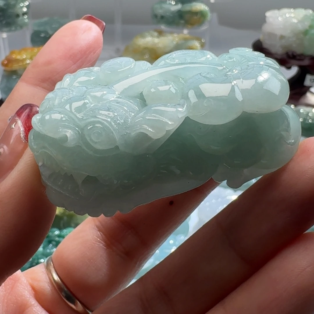 定制翡翠未镶嵌半**会貔貅