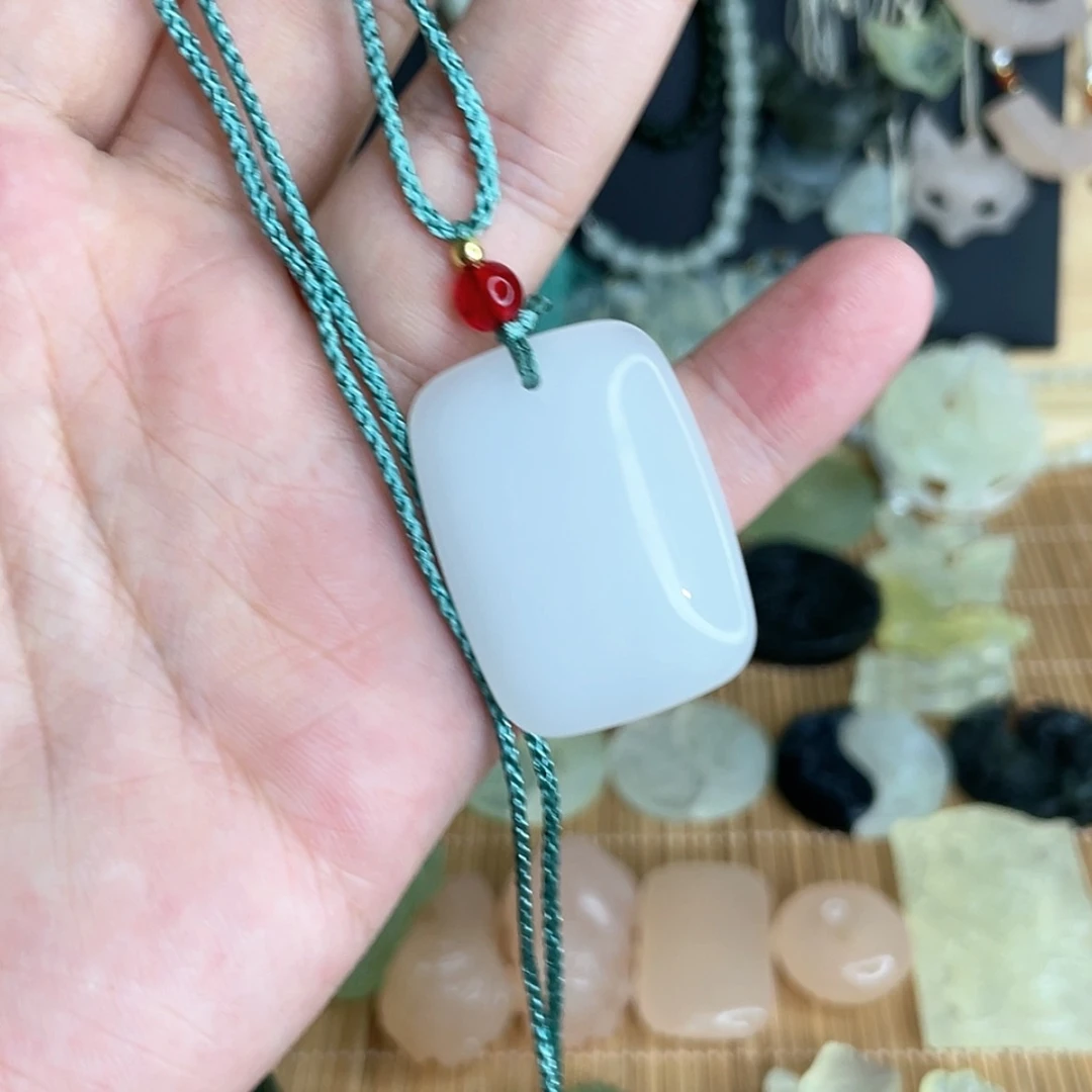 【闪购商品】岫玉未镶嵌颈饰?***?