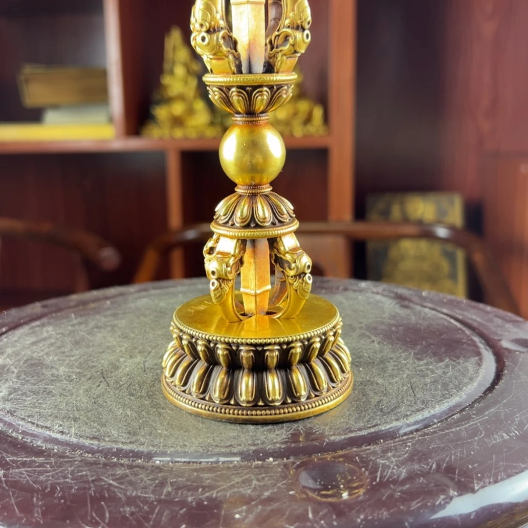 辉*朗佛像的造型和造型