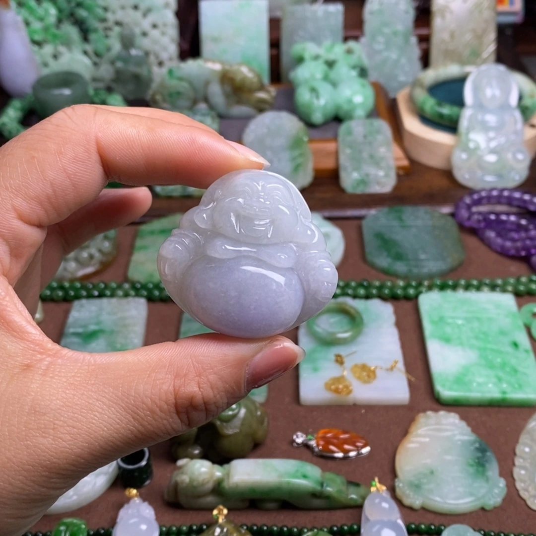 吕***）翡翠未镶嵌颈饰11111111111111