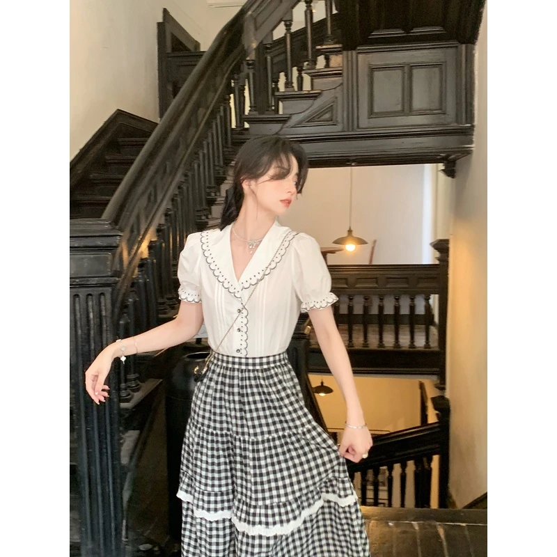 LZ00912鹿阿姨卓叔叔◆法式复古温柔风上衣女夏修身显瘦衬衫少女感