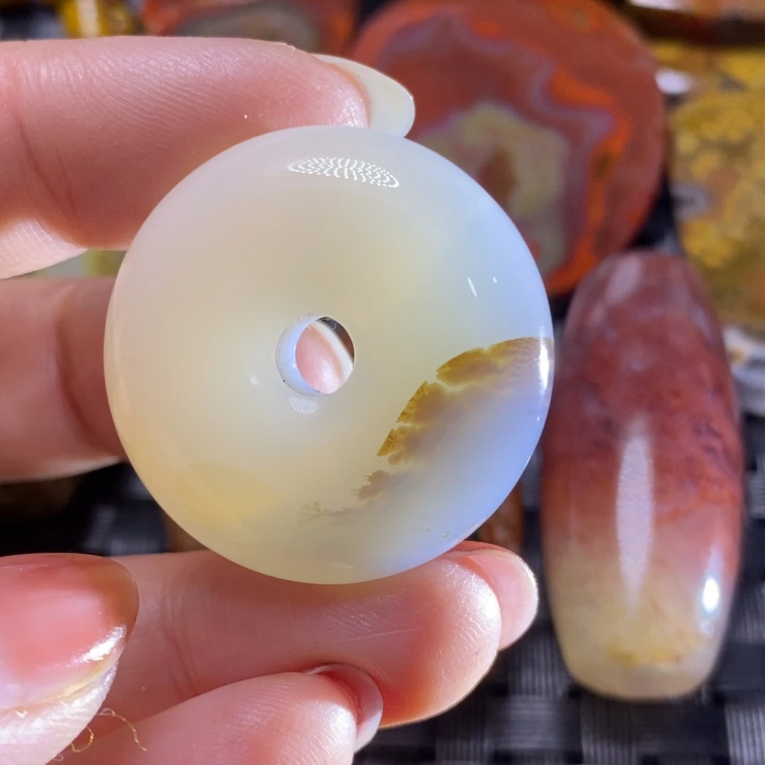 玛瑙/玉髓颈饰未镶嵌