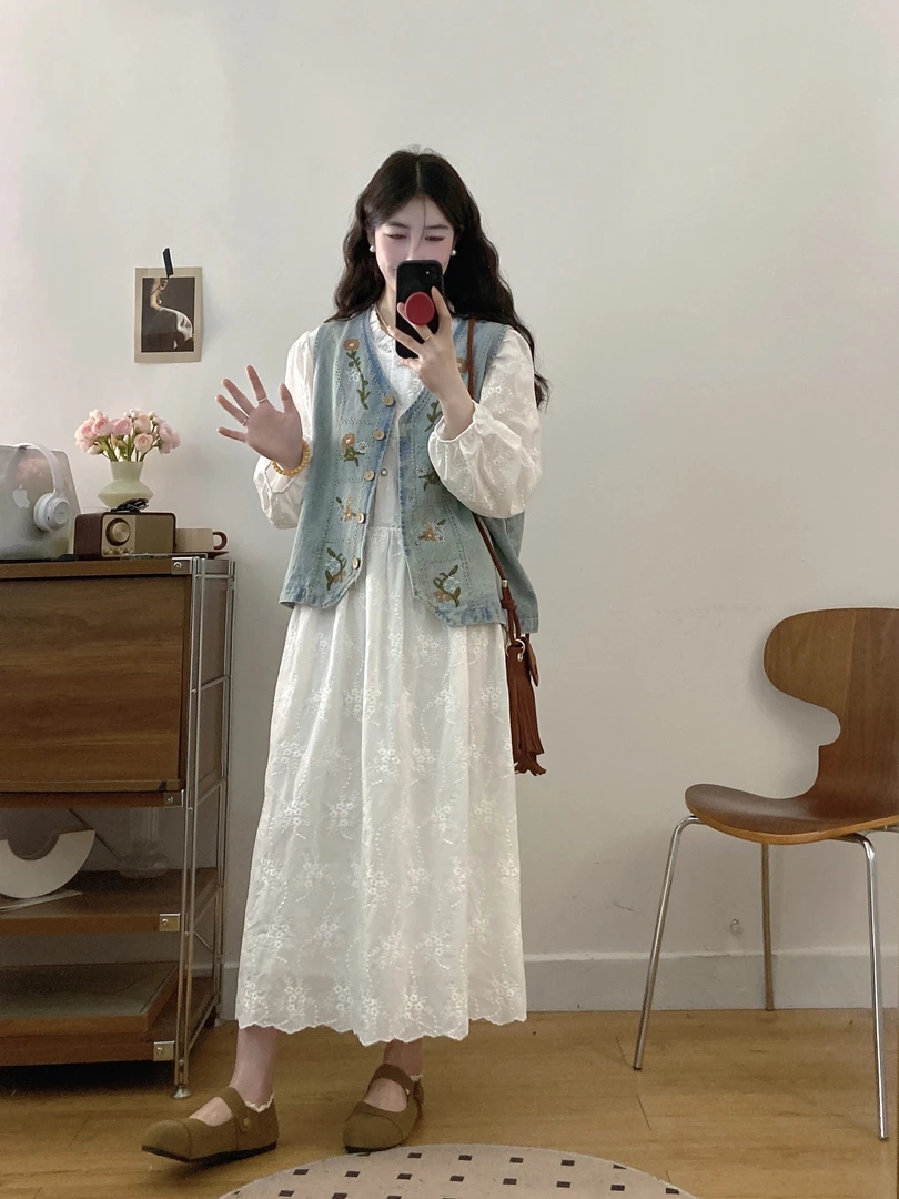 2025大码女装秋季新款减龄森系蕾丝提花连衣裙刺绣马甲两件套裙子