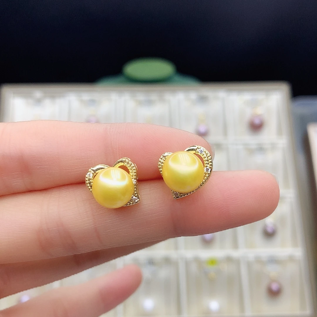 淡水珍珠颈饰合金
