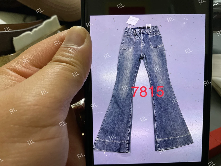 7815冬季辣妹抓毛牛仔喇叭裤（超显腿长）