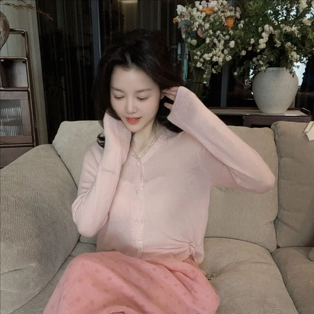 【悦悦专属】洋气甜美网纱花边V领针织衫Y219