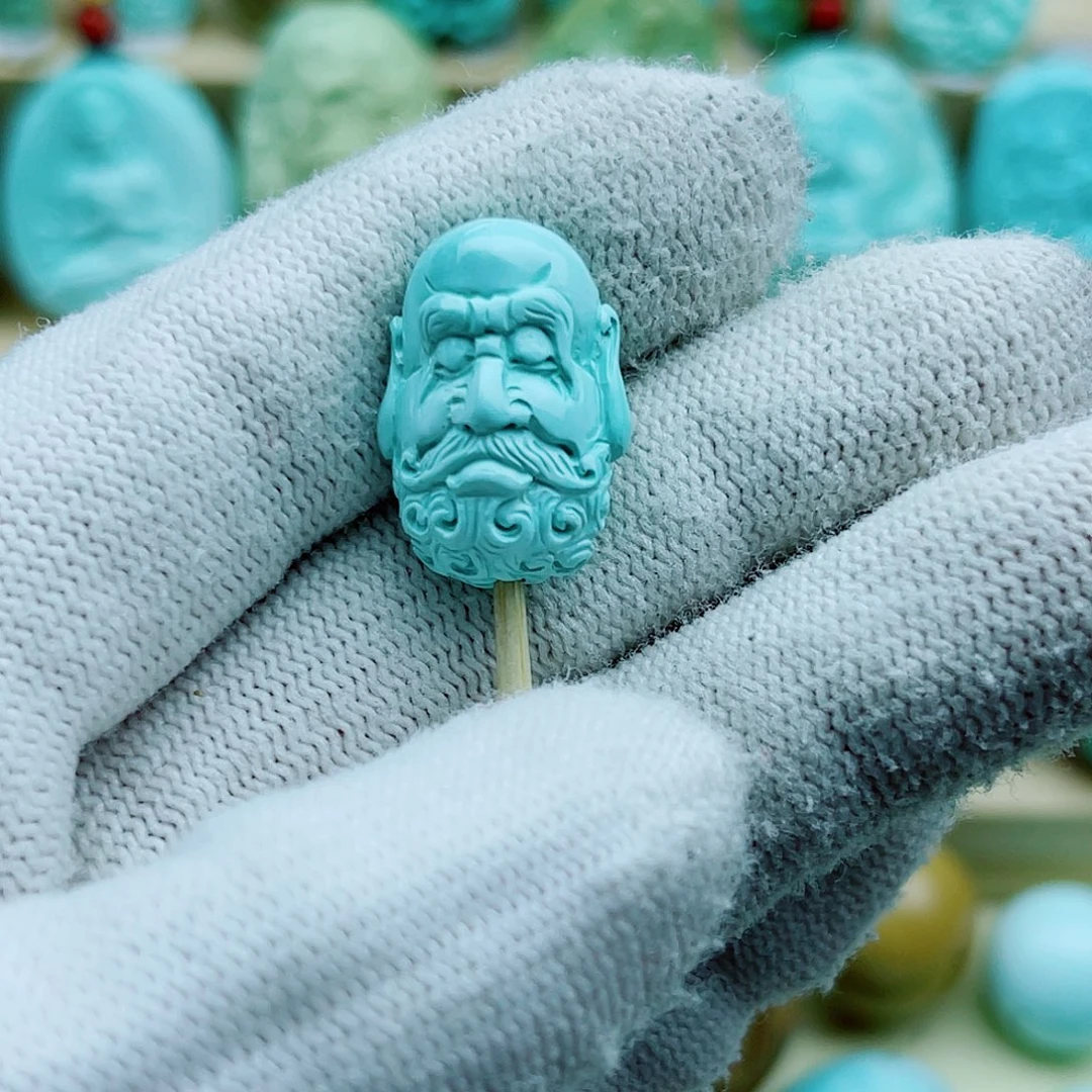 绿松石未镶嵌珠宝奇石