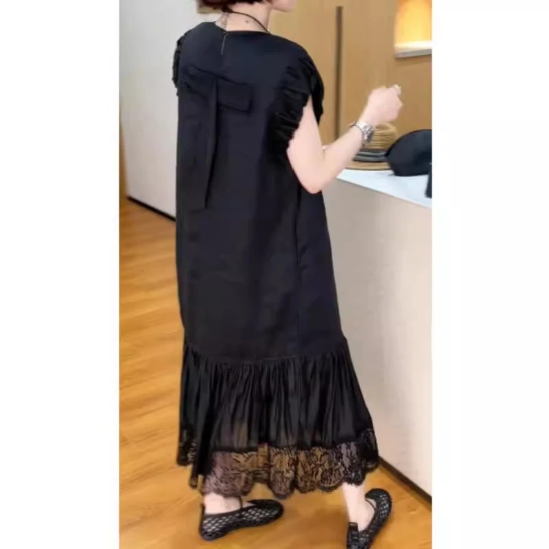 2025夏季时尚设计感新款静奢慵懒风休闲大码蕾丝拼接花边连衣裙子