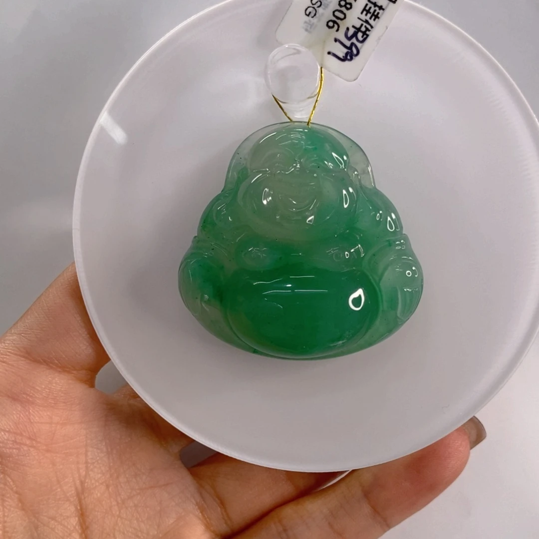 石英质玉未镶嵌颈饰