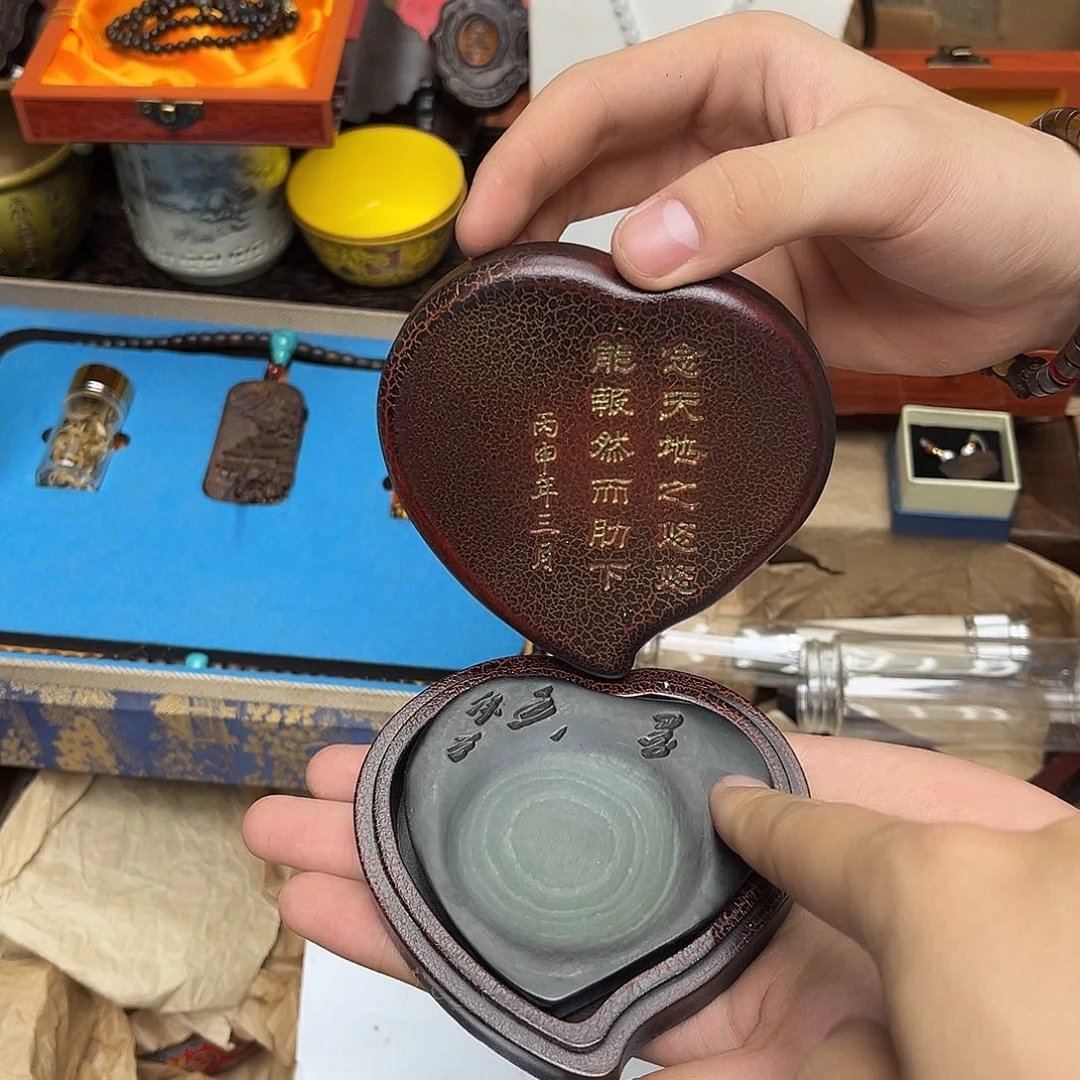 大叶紫檀（黑酸枝木类）