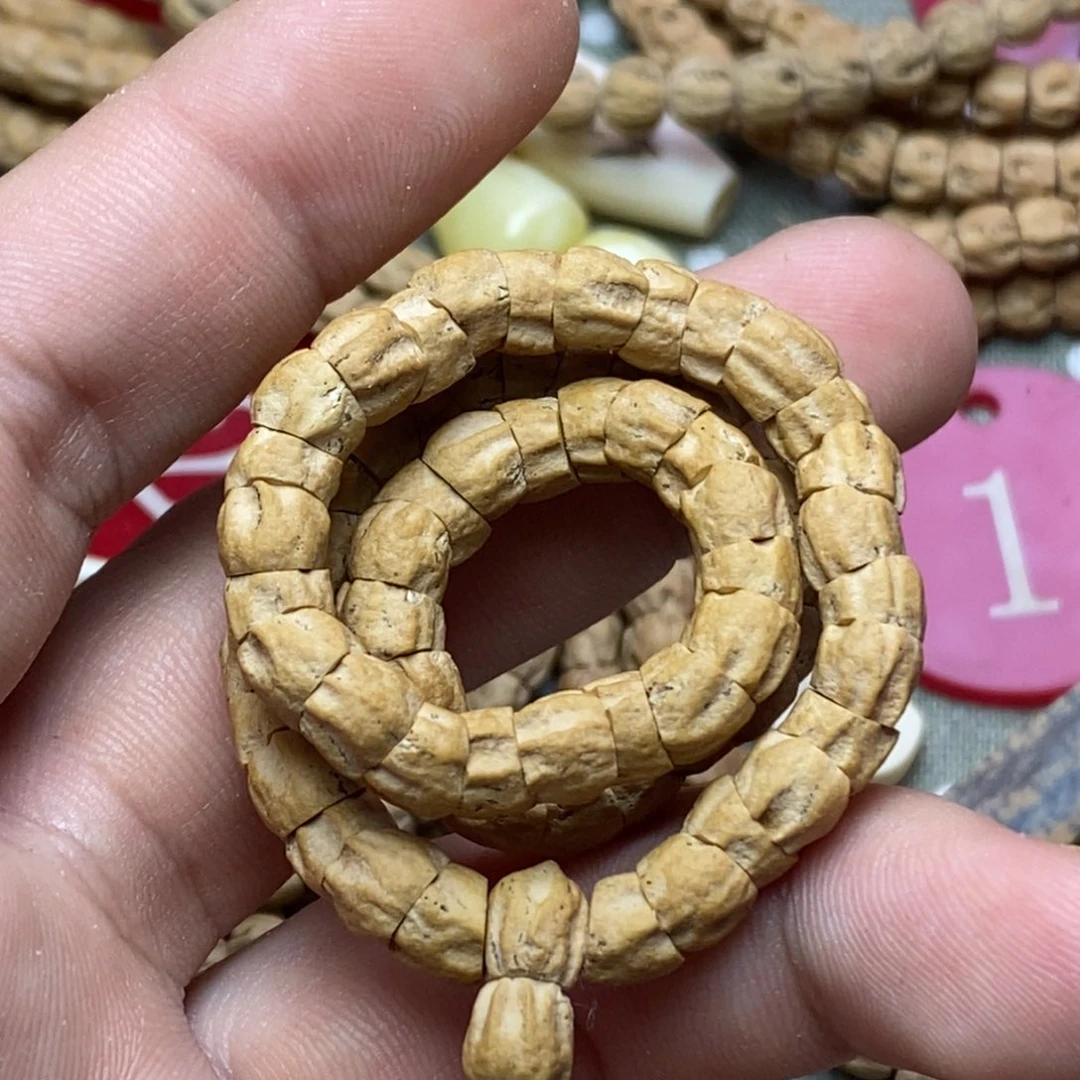 柏香籽/百香籽吊坠手作热振油皮多棱顺几何大肠6.6左右