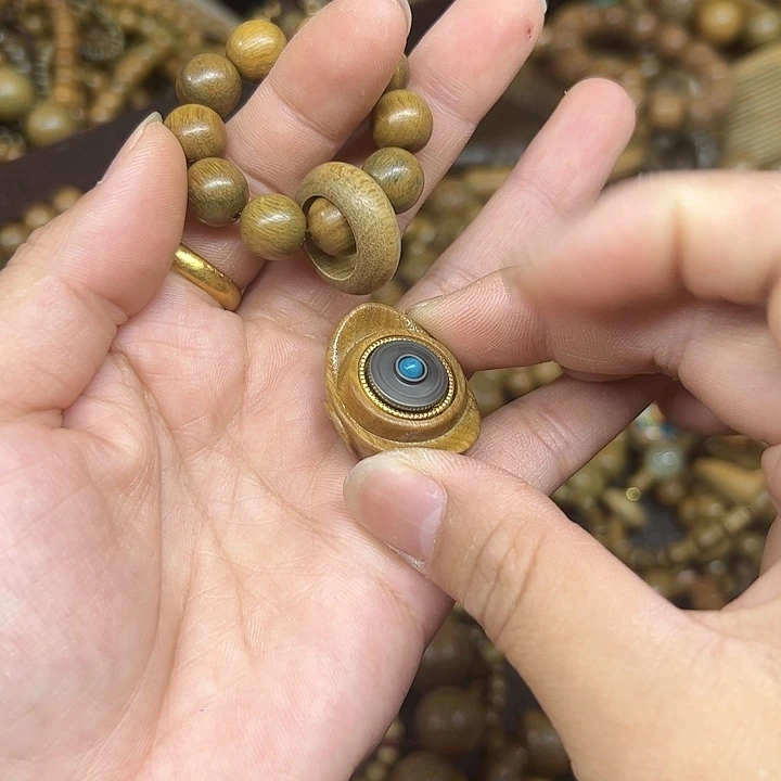 维腊木（绿檀）无事牌111111111