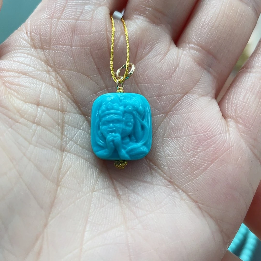 绿松石颈饰未镶嵌