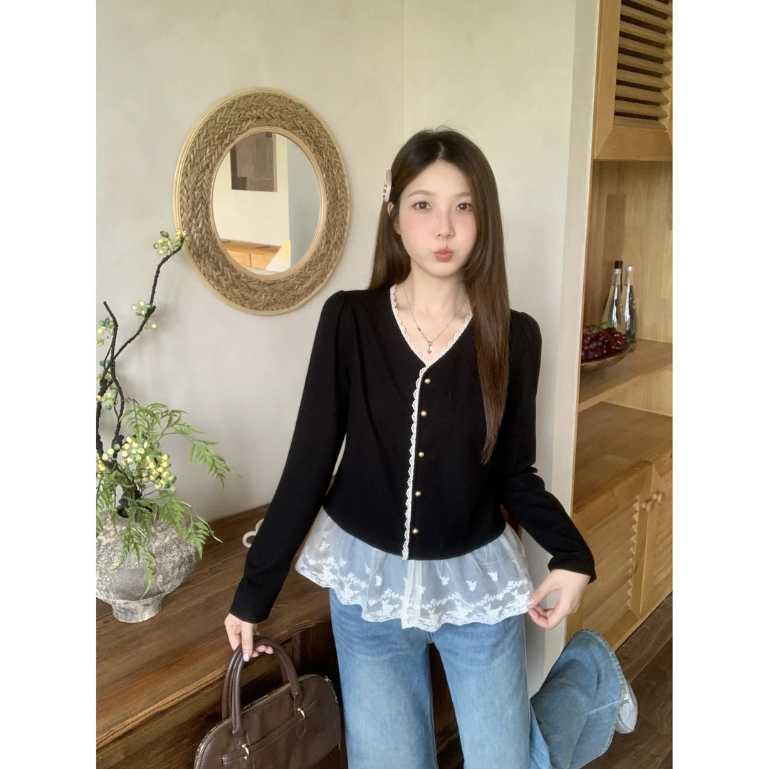 2025秋季新款胖mm大码蕾丝拼接V领长袖衬衫女高级感打底上衣