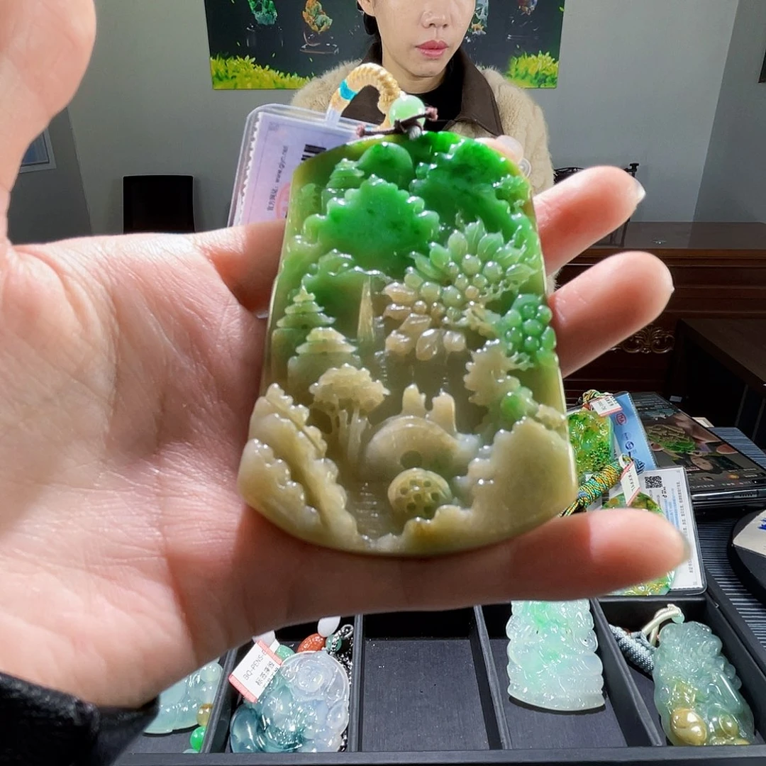 颈饰未镶嵌翡翠翡翠