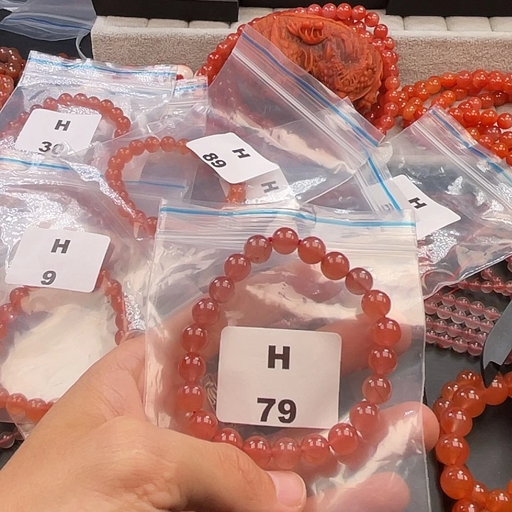 南红玛瑙未镶嵌多样性发货默认微瑕称重9mm