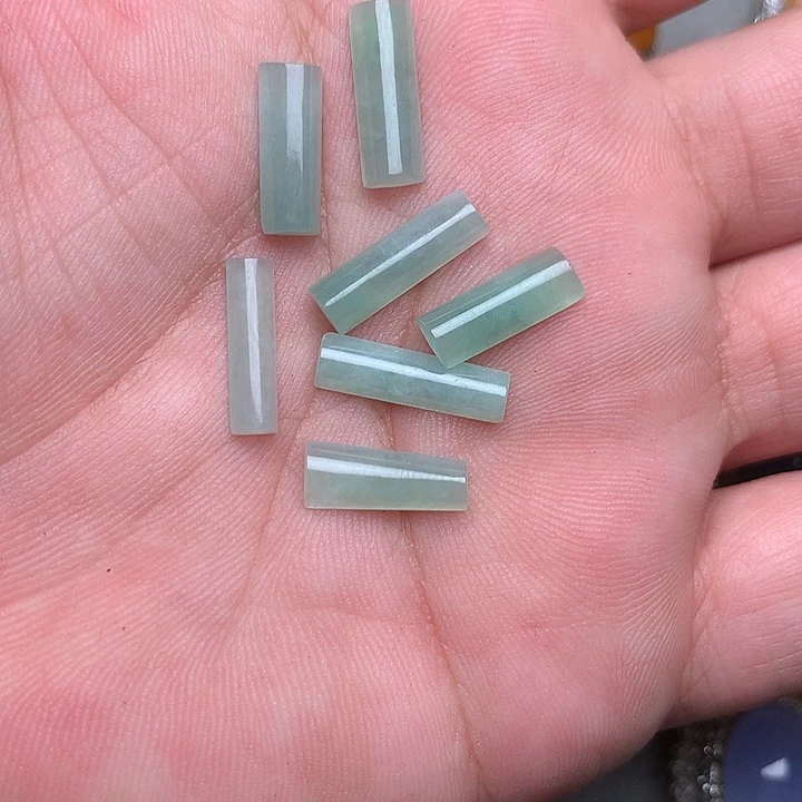 定制翡翠未镶嵌戒指