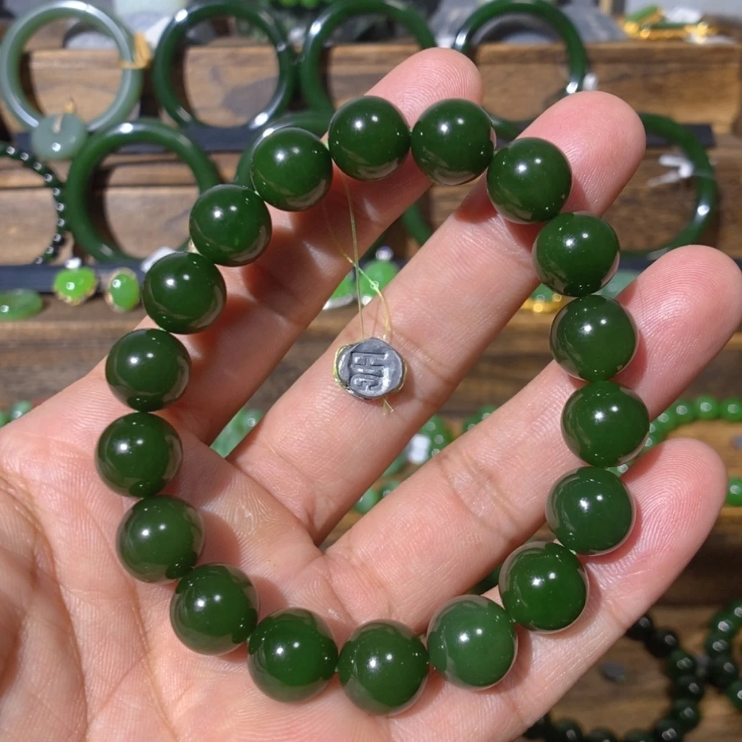【闪购商品】吊坠(不含链)未镶嵌和田玉南***客俄七菠菜绿手串11