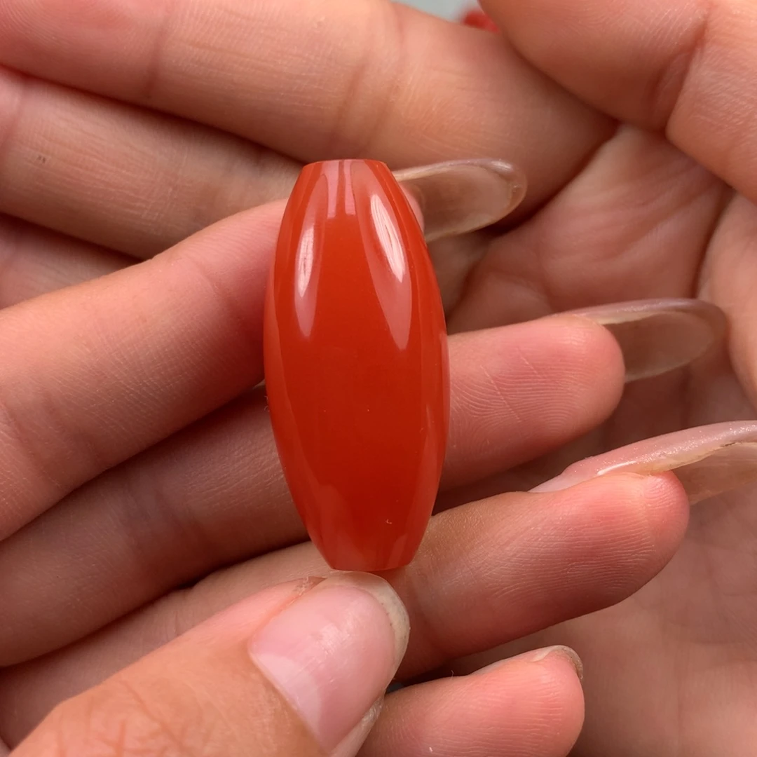 南红玛瑙桶珠未镶嵌