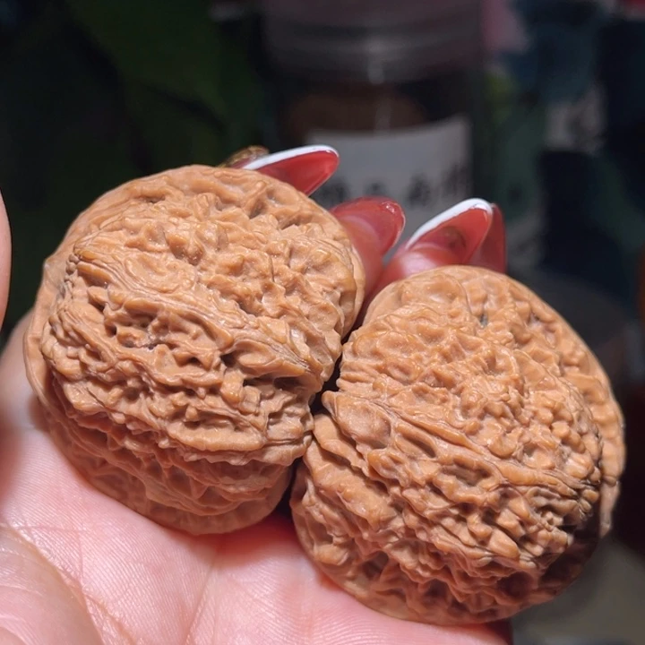 文玩核桃吊坠          44.6