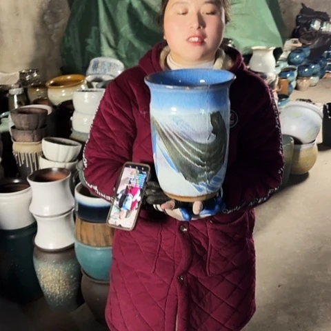 口20高27瑕疵盆子。