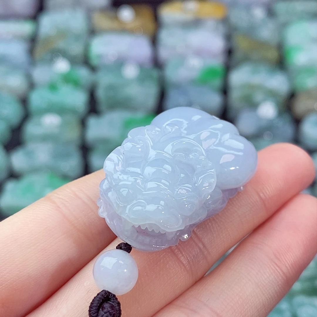 颈饰未镶嵌翡翠天然