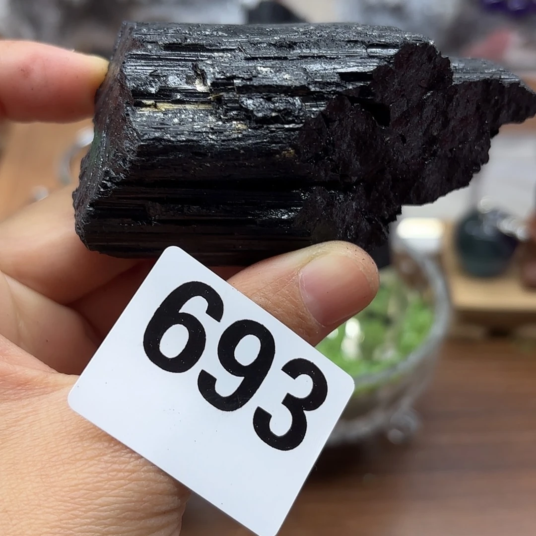 未镶嵌水晶大型摆件（非配饰）