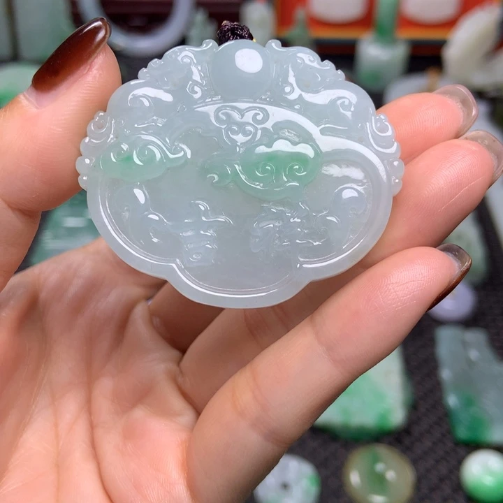 安***静翡翠未镶嵌挂件清