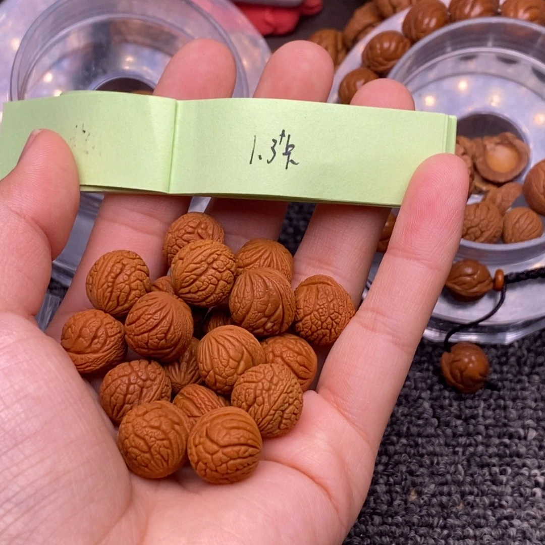 秦岭山脉龙纹桃核 18