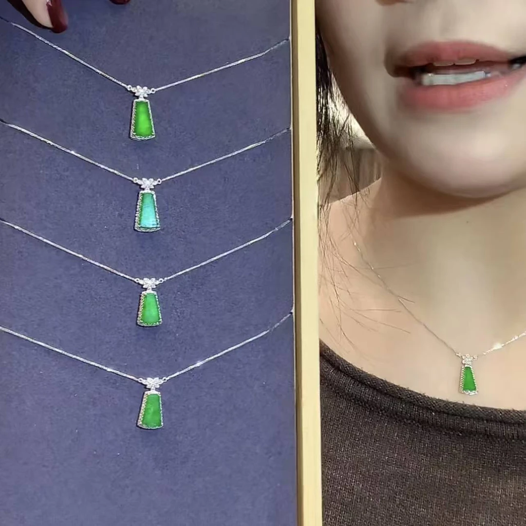 翡翠 18K 缅甸A货翡翠吊坠 X2281 L2281 多样性发其一