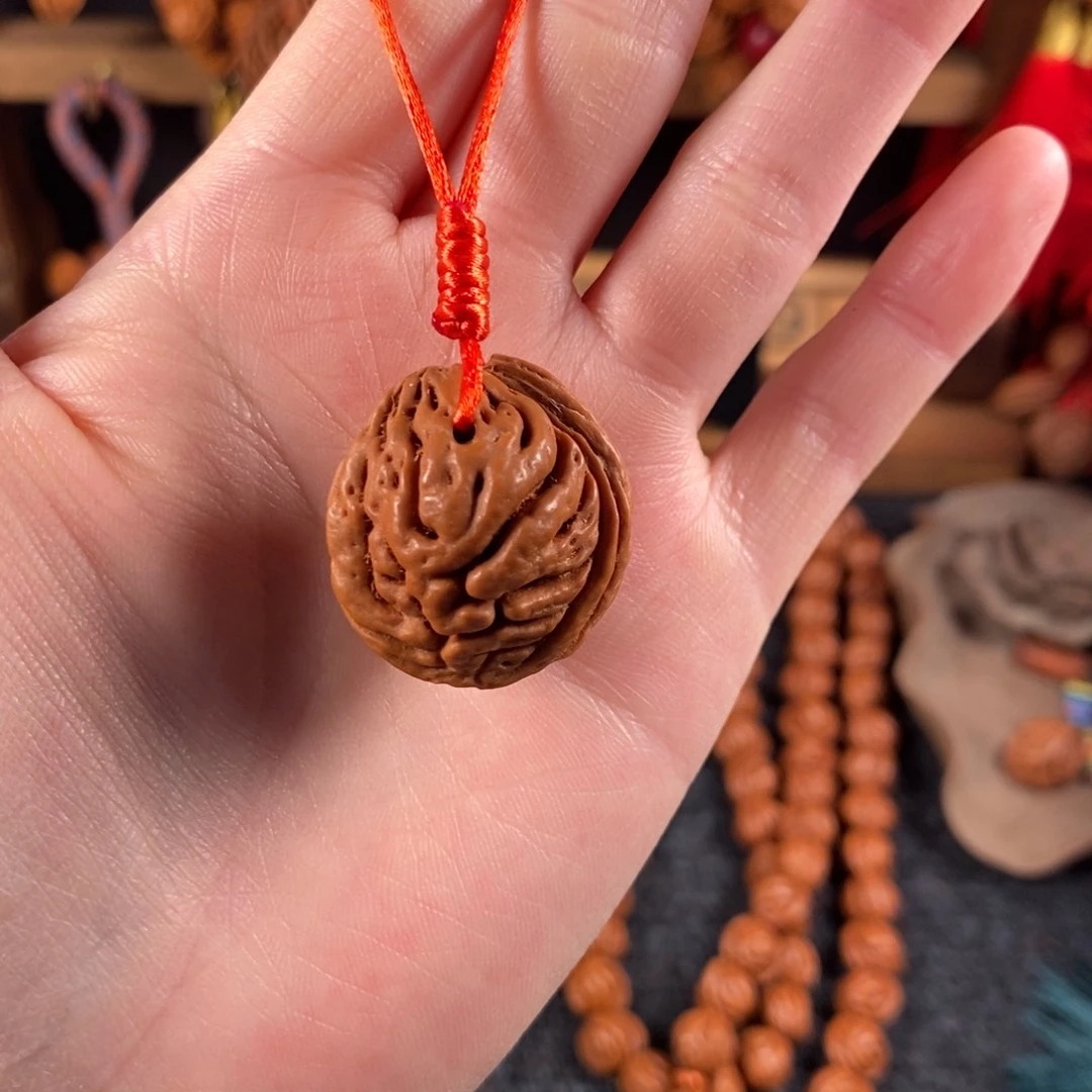 吊坠桃核桃枭挂件