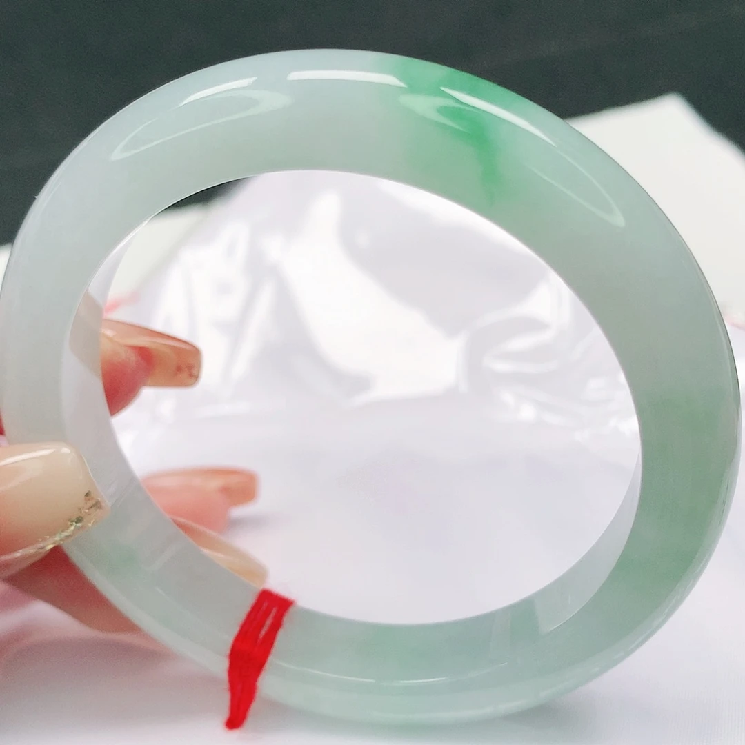 未镶嵌手镯翡翠50