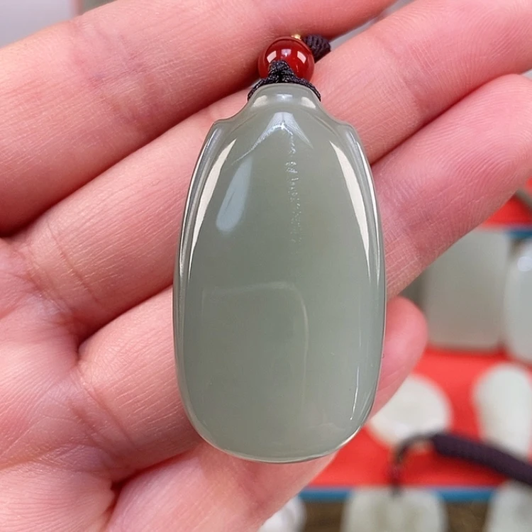 【闪购商品】颈饰未镶嵌和田玉