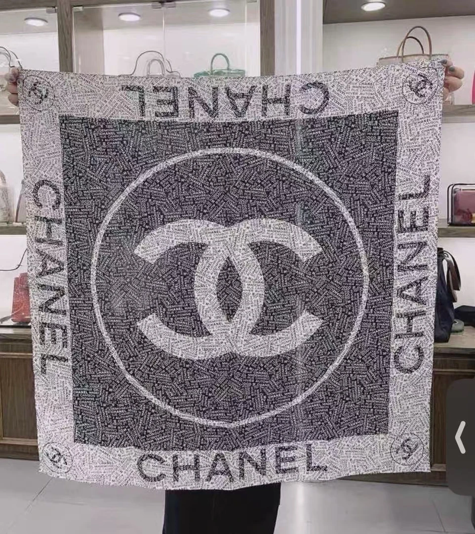 未使用 Chanel/香奈儿 蔚蓝/大双C方巾/CC1025S993