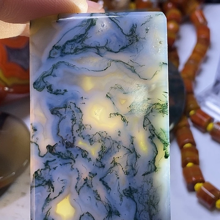 玛瑙/玉髓颈饰未镶嵌杨*
