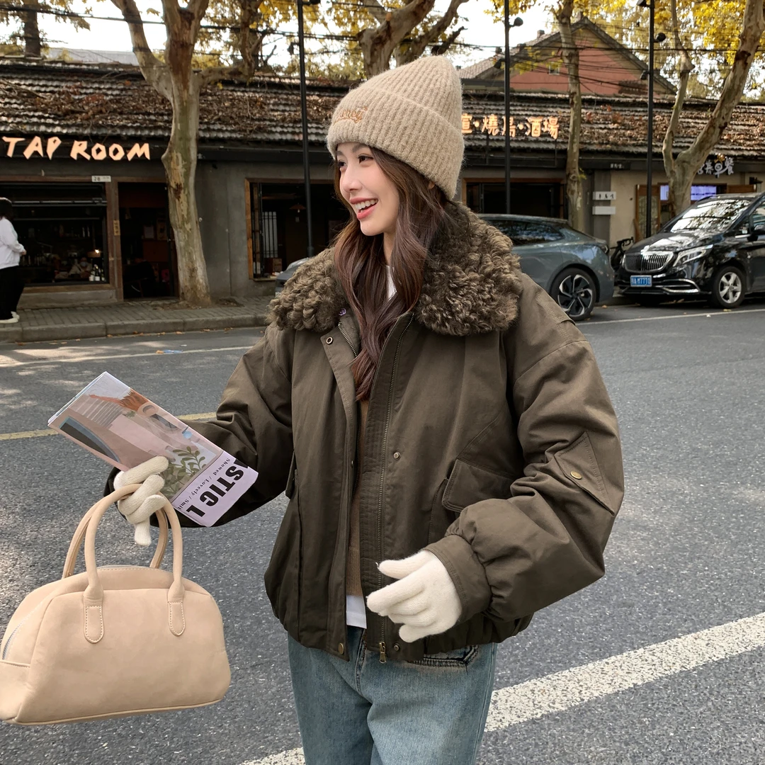 军绿色韩系羊 羔毛领派克服女2025冬季小个子保暖加厚工装短棉服