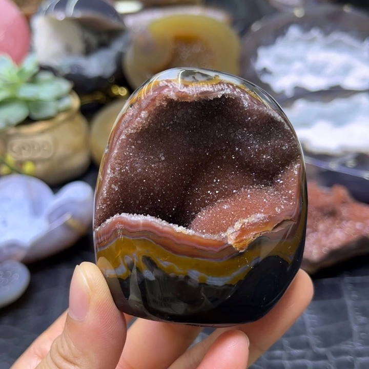 水晶未镶嵌发饰红晶洞