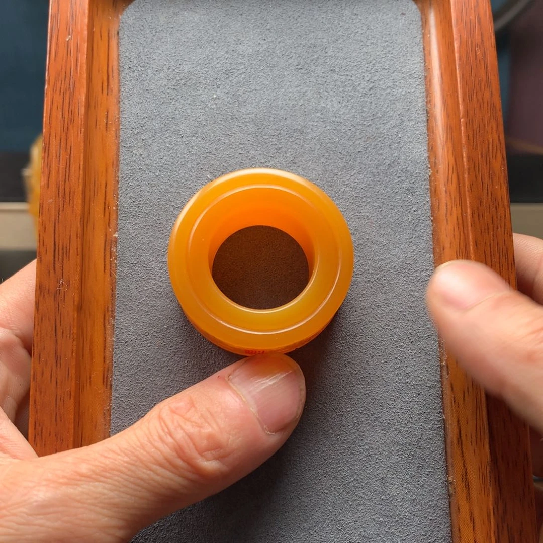 石英质玉配饰未镶嵌小****！