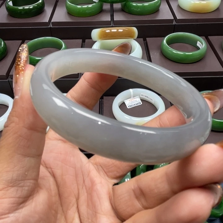 和田玉未镶嵌手镯61圈口可带